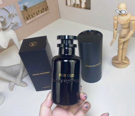 Pur Oud eau de parfum