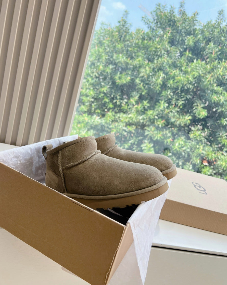 Authentic UGG Women's Classic Ultra Mini