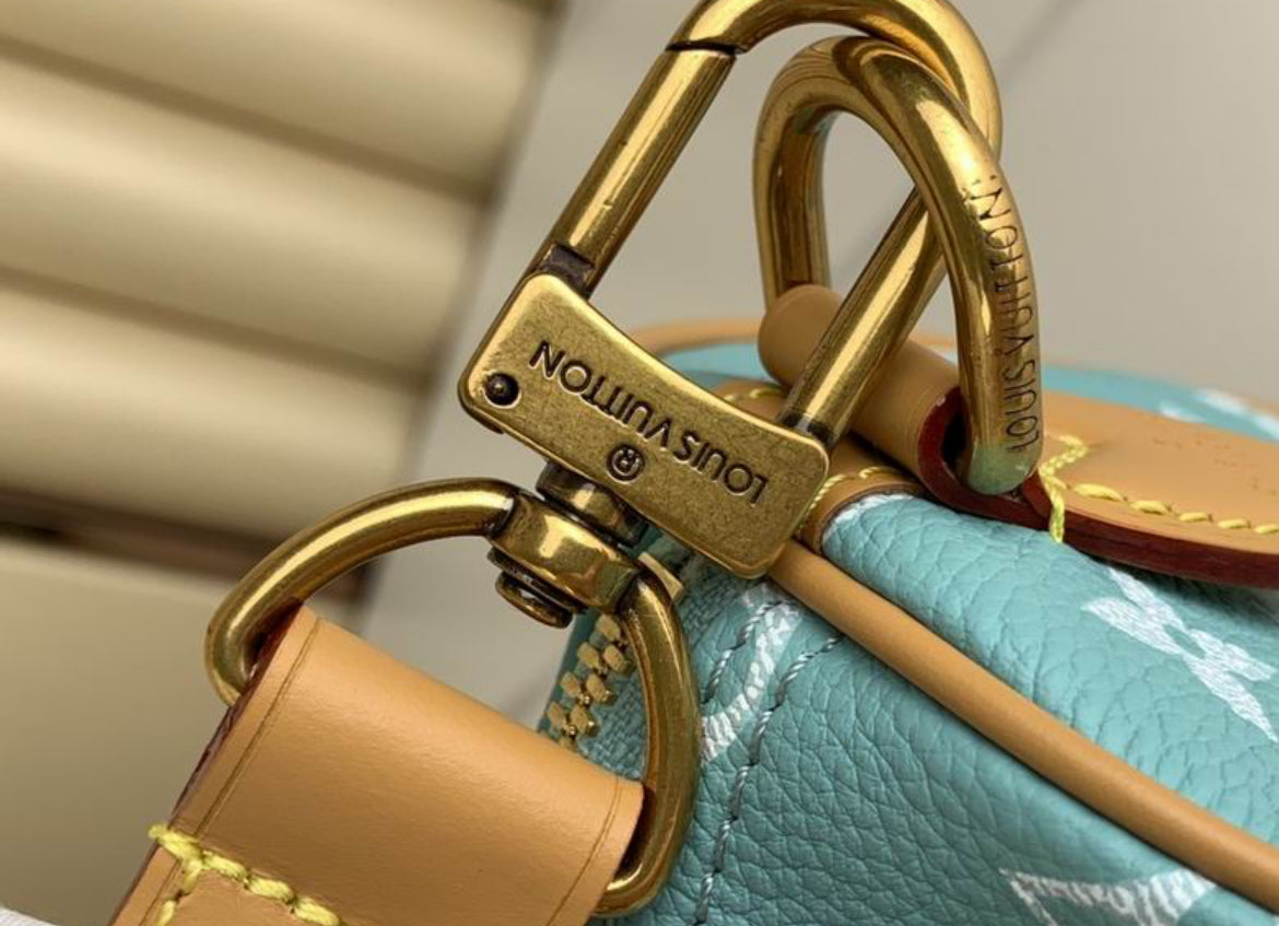 Authentic Louis Vuitton Speedy Bandoulière 25
