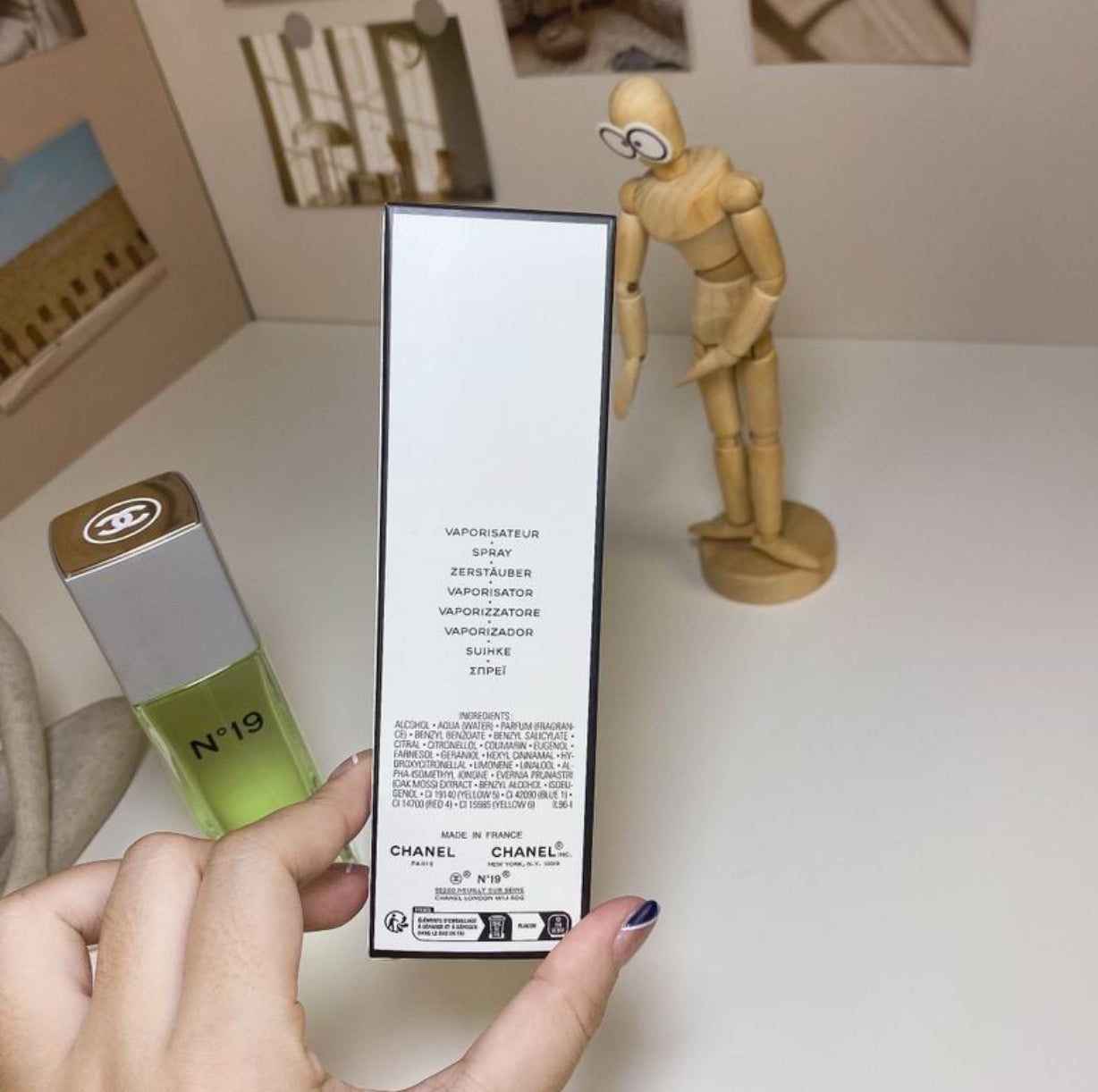 N°19 EAU DE TOILETTE