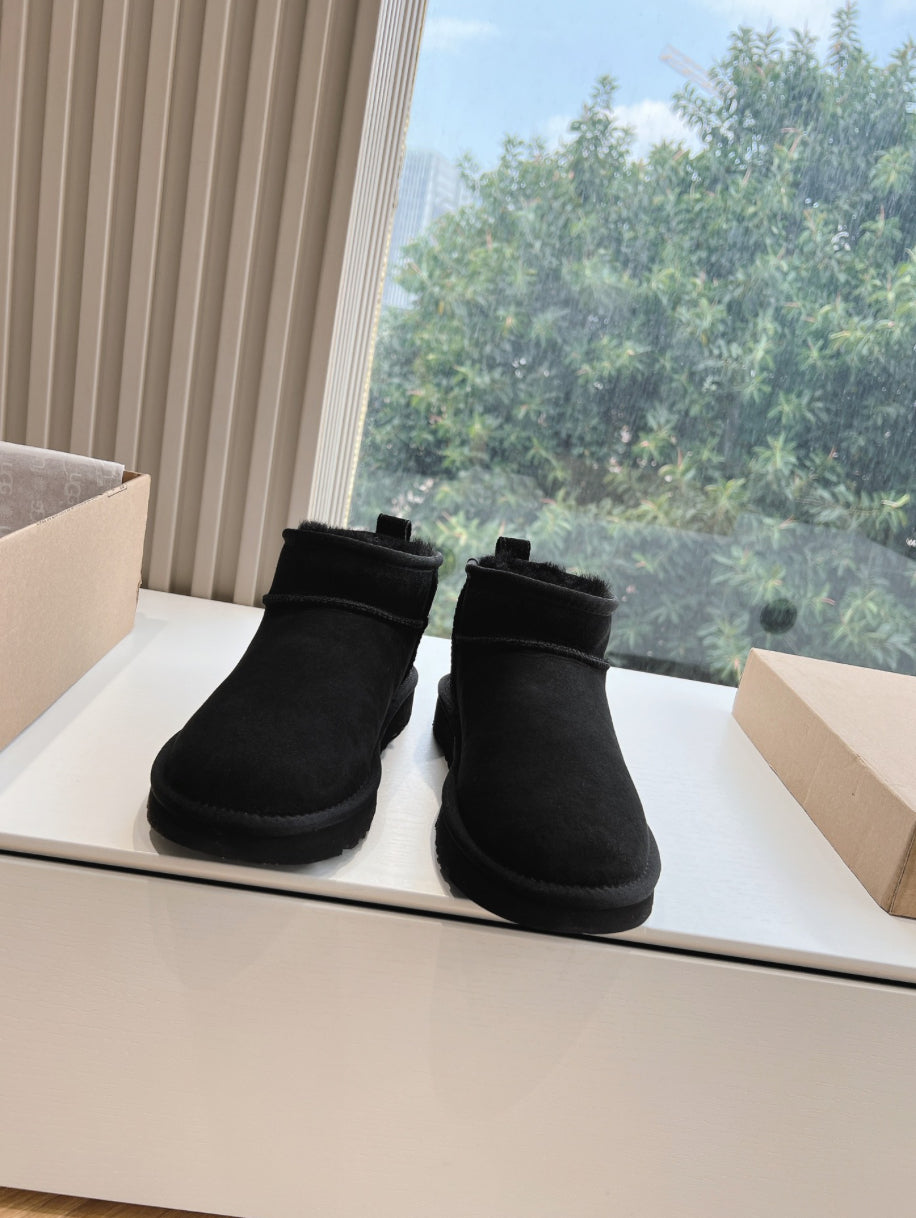 Authentic UGG Women's Classic Ultra Mini