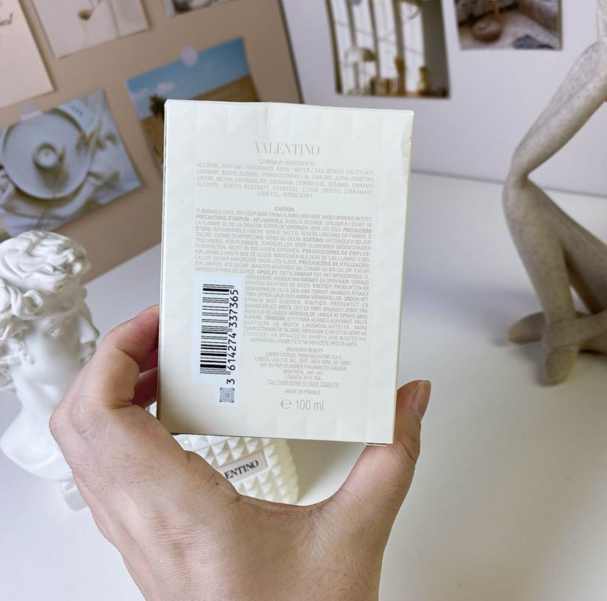 Authentic Valentiono Donna Born In Roma Ivory Eau De Parfum