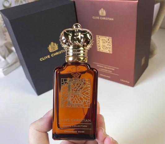 E Cashmere Musk PRIVATE COLLECTION