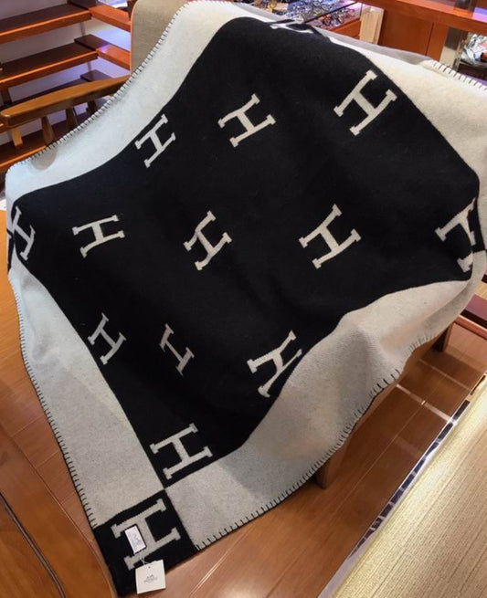 Authentic Hermès Avalon throw blanket
