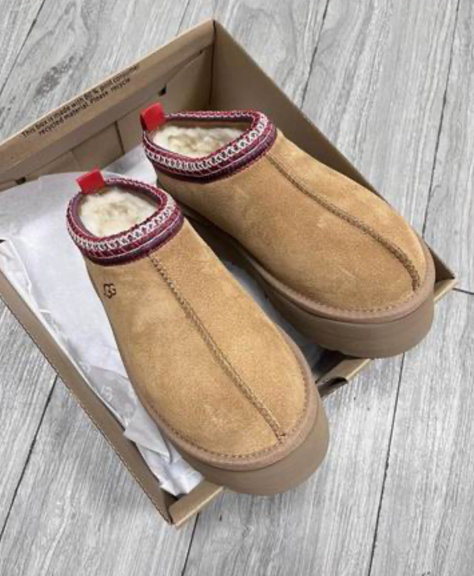 Authentic UGG Women's Tazz II