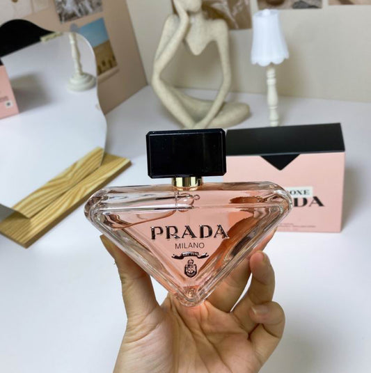 Authentic Prada: Paradoxe Eau de Parfum