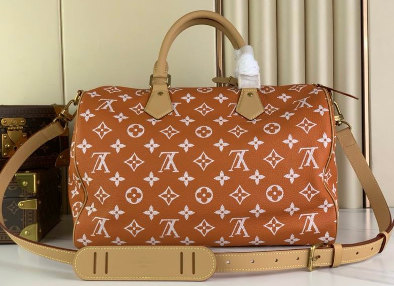 Authentic Louis Vuitton Speedy P9 Bandoulière 40 (Summer Peach)