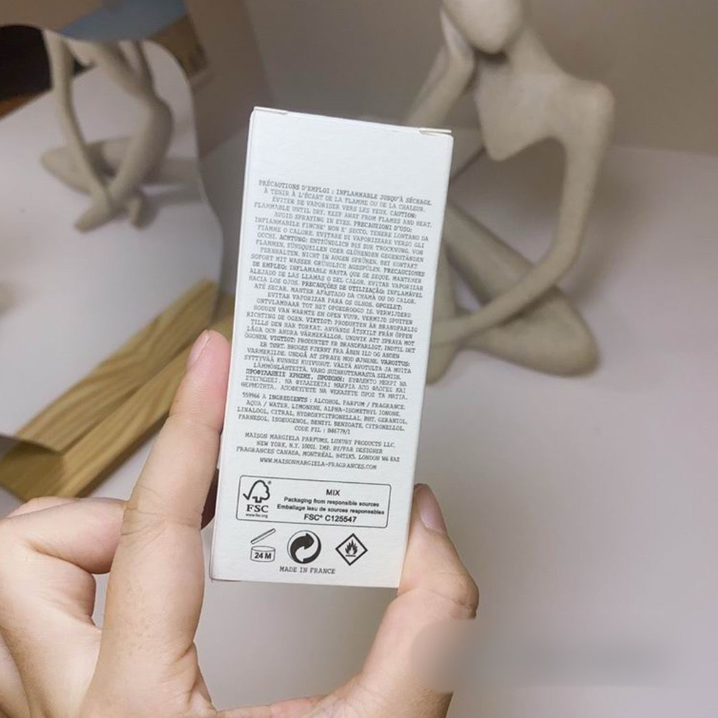 Authentic Maison Margiela (untitled) L'eau