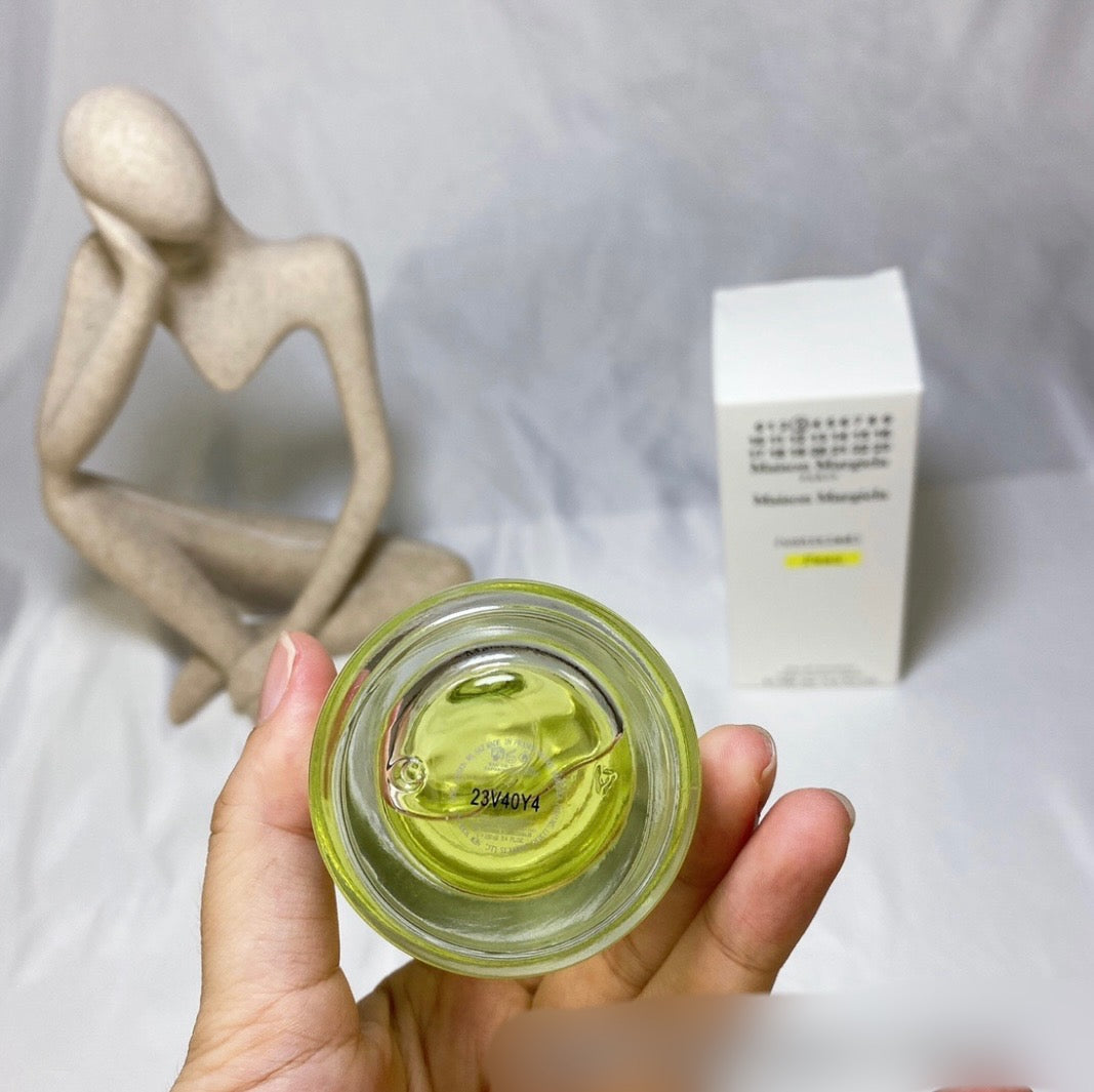 Authentic Maison Margiela (untitled) L'eau