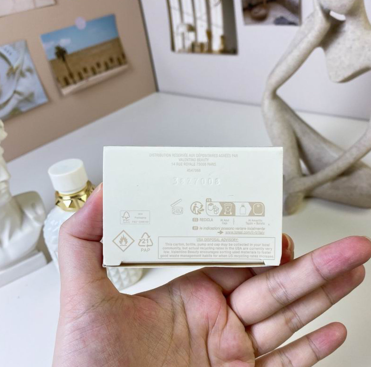 Authentic Valentiono UOMO Born In Roma Ivory Eau De Parfum