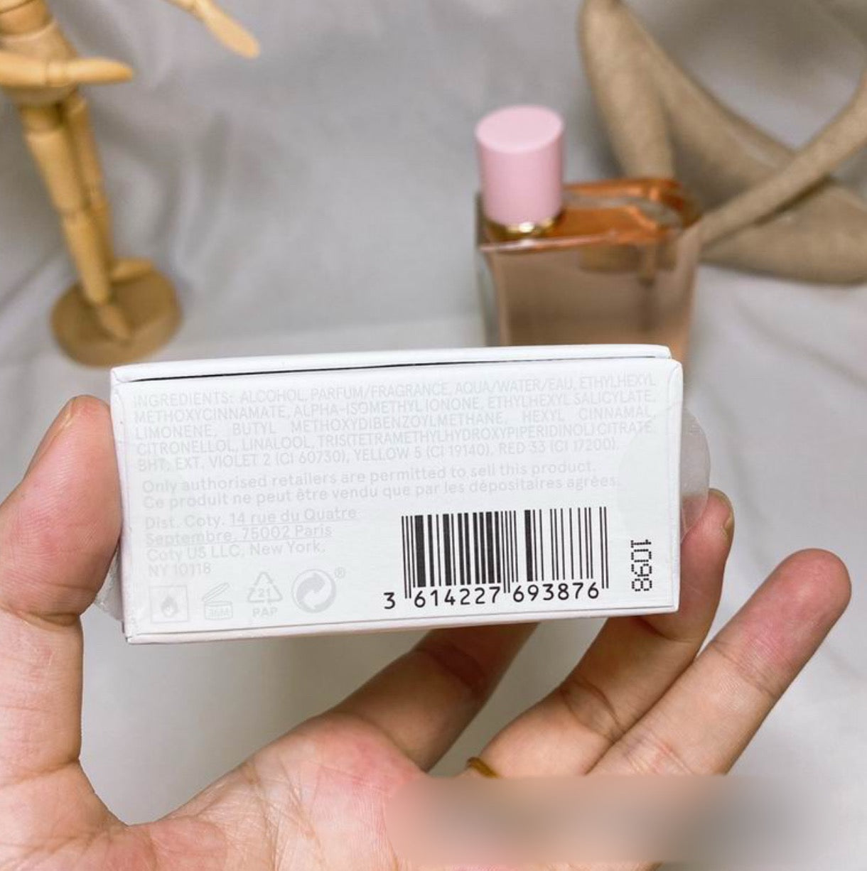 Authentic Burberry HER Eau de parfum