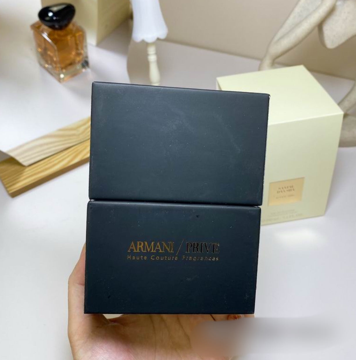 Authentic ARMANI/PRIVÉ - SANTAL DAN SHA