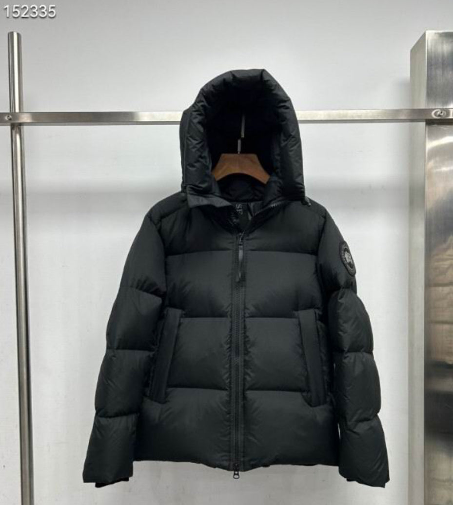Authentic Canada Goose: Crofton Puffer EnduraLuxe Black Label