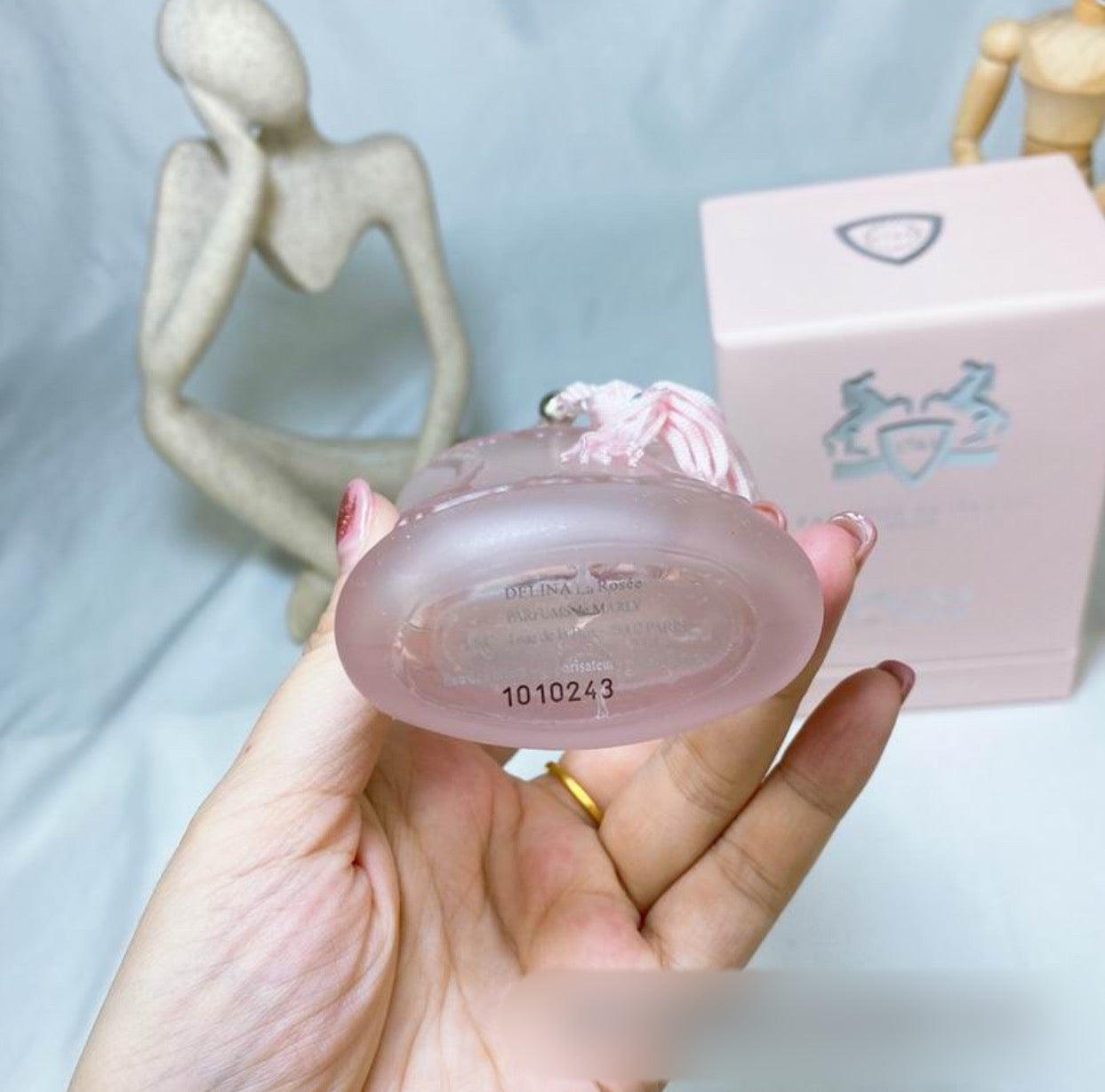 Authentic Parfums de Marly: DELINA LA ROSÉE Eau de Parfum