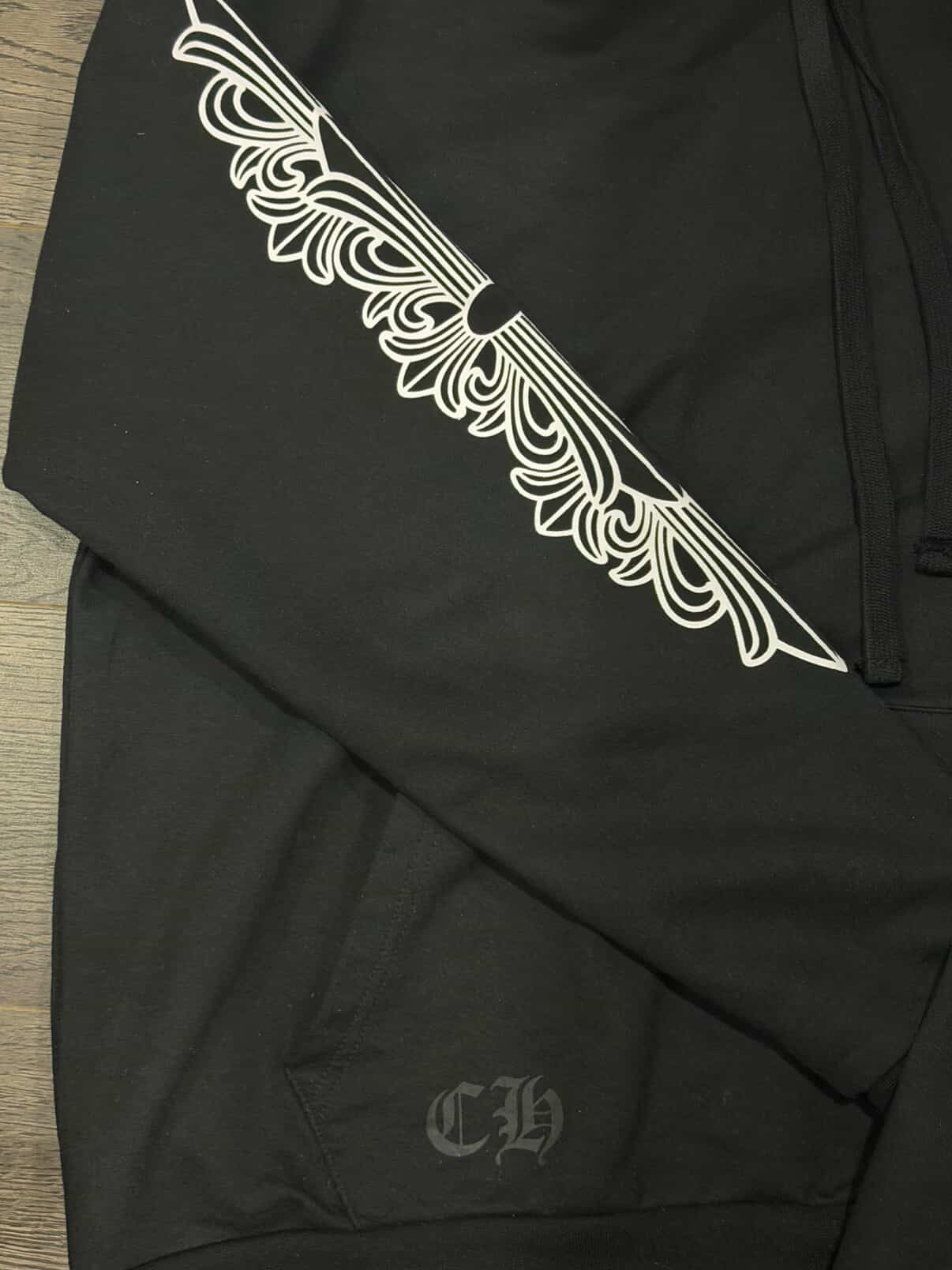 Horseshoe Floral Pullover Hoodie