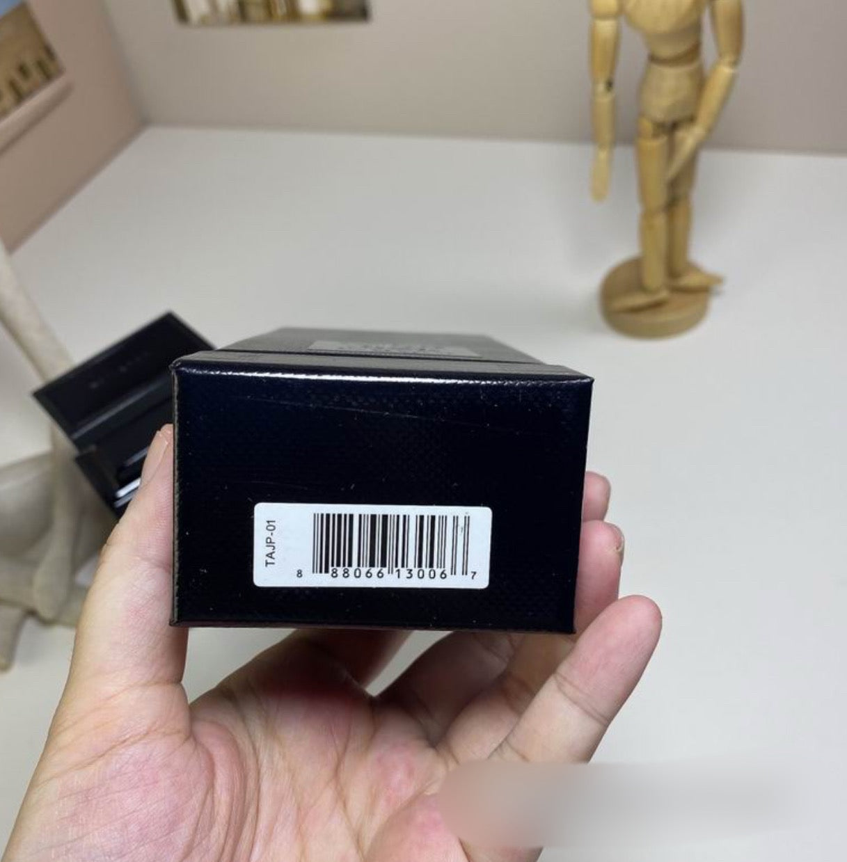 Authentic Tom Ford: Black Lacquer eau de parfum