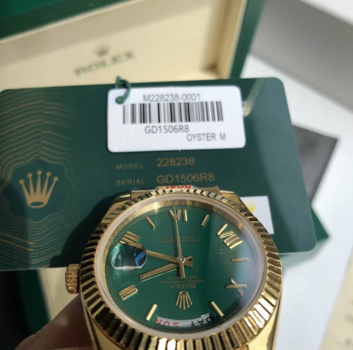 Authentic Rolex Oyster Perpetual Day-DATE