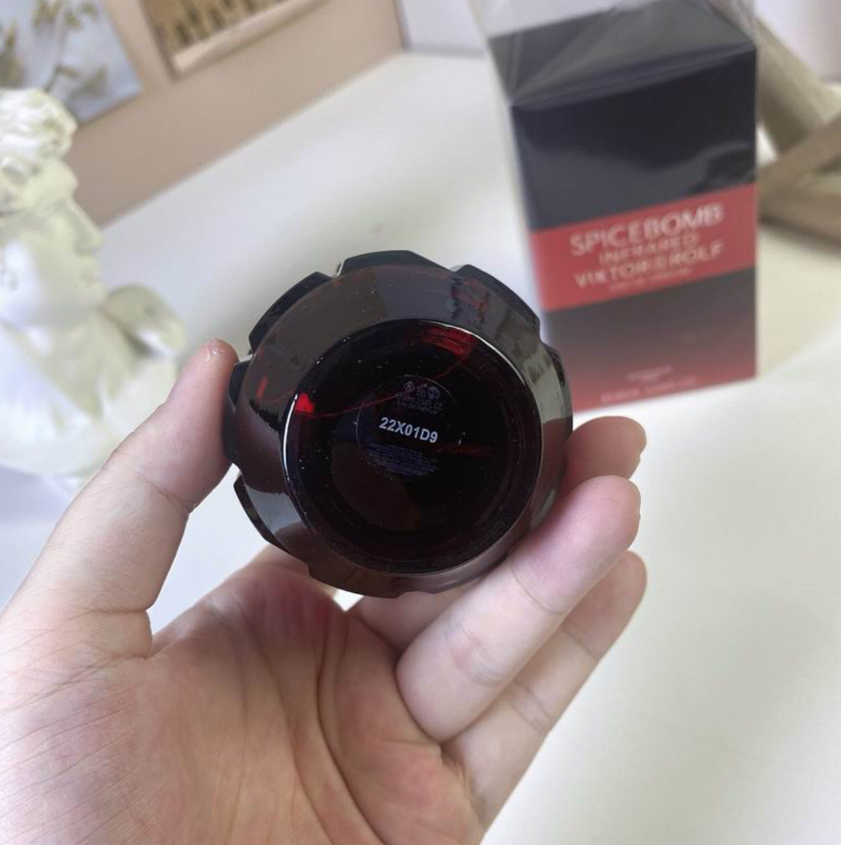 Authentic Viktor & Rolf: Spicebomb Infrared Eau de Parfum