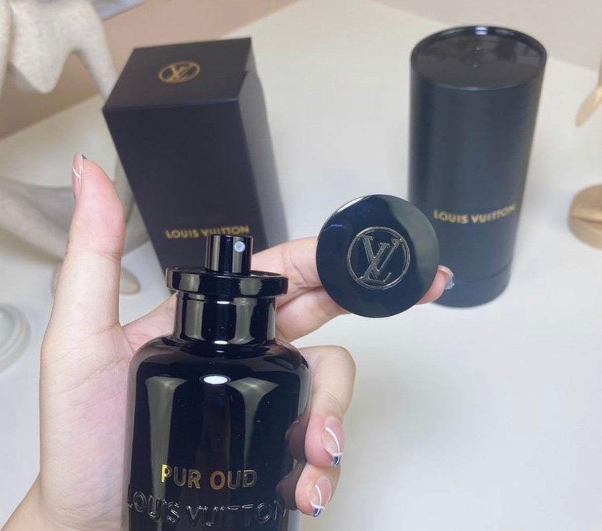 Pur Oud eau de parfum