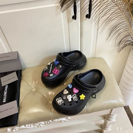 Balenciaga Mule Jibbitz  Crocs