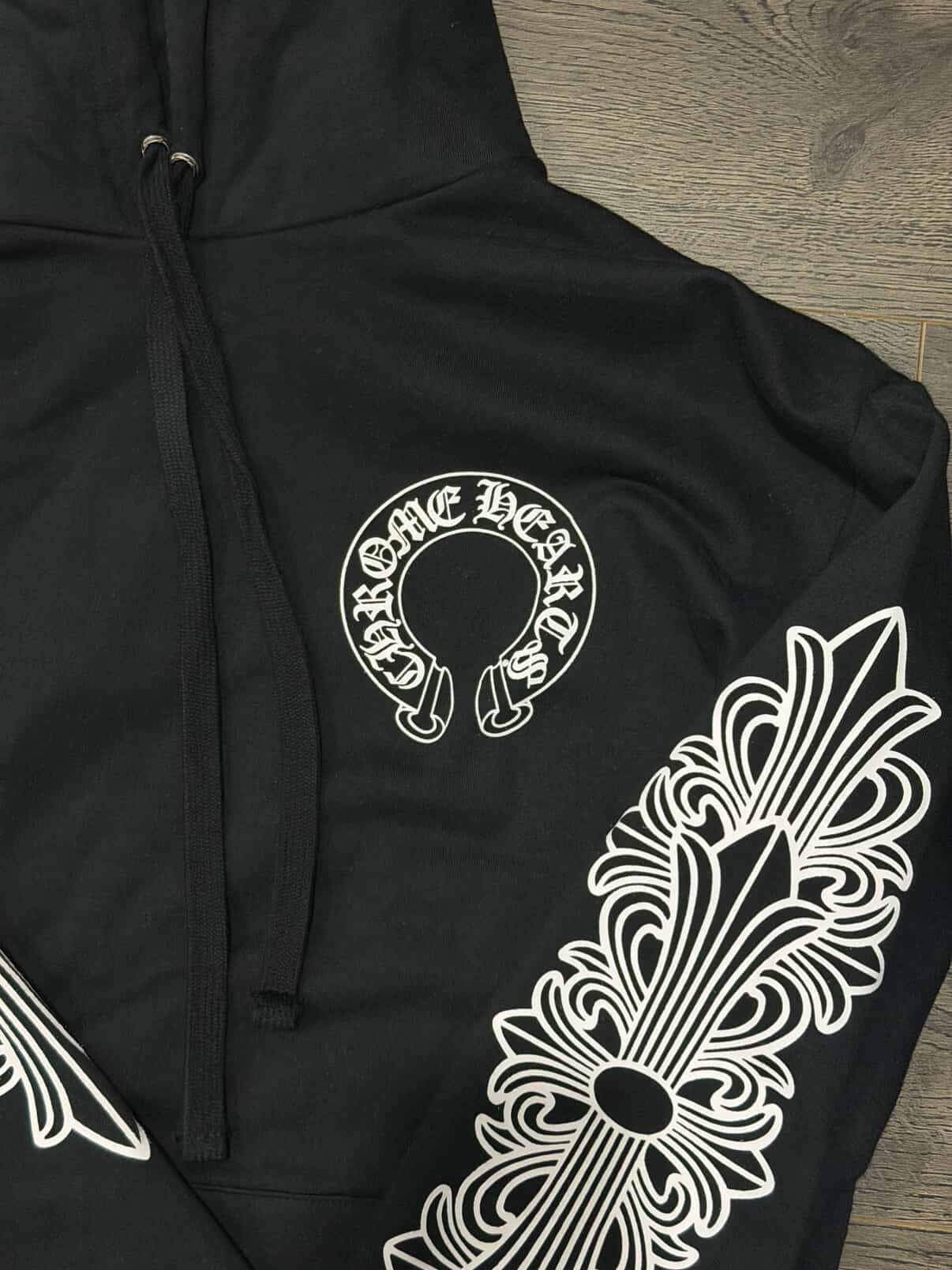 Horseshoe Floral Pullover Hoodie