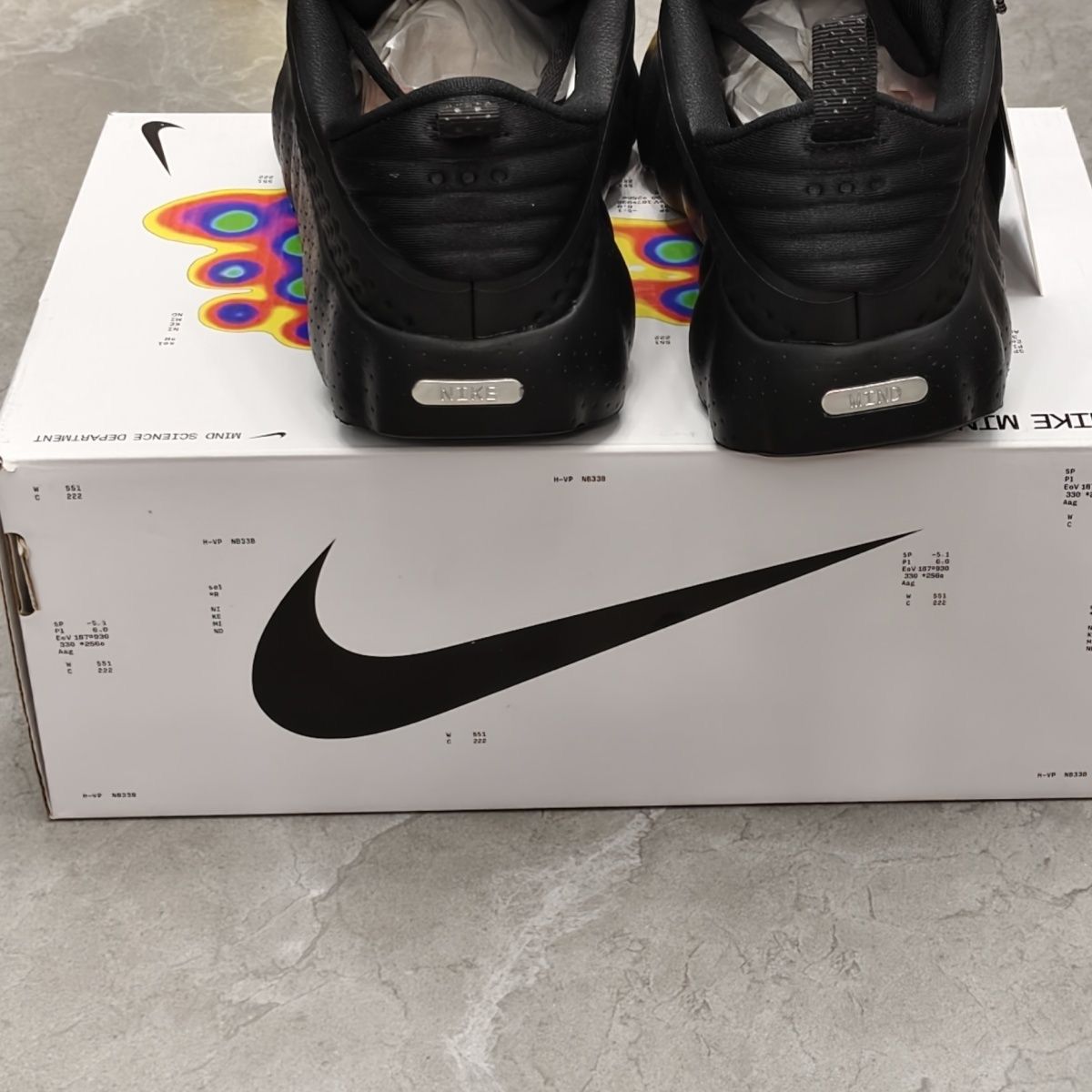 Nike Mind 002
