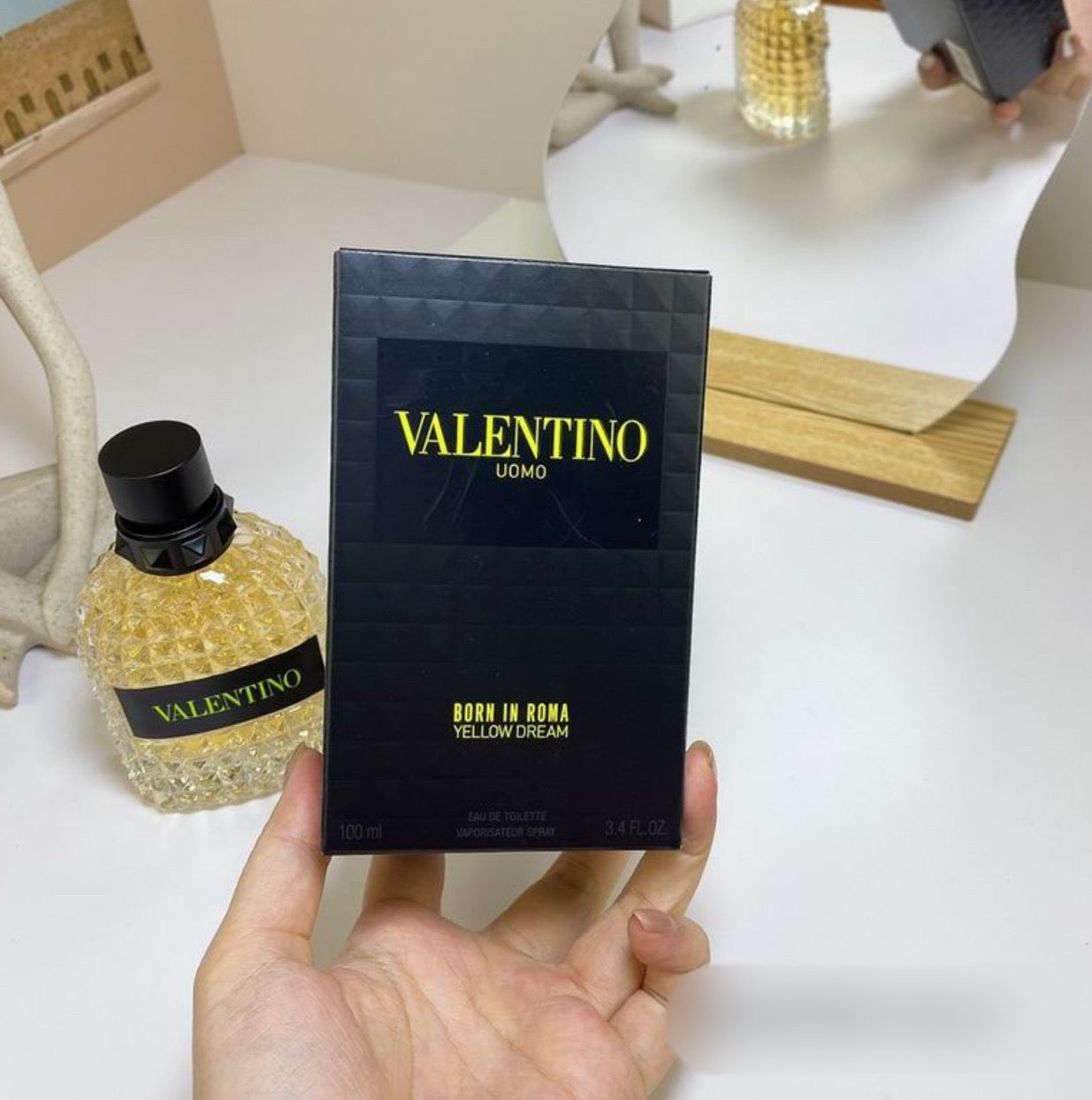 Authentic Valentino Uomo Born in Roma Yellow Dream FOR HIM eau de toilette