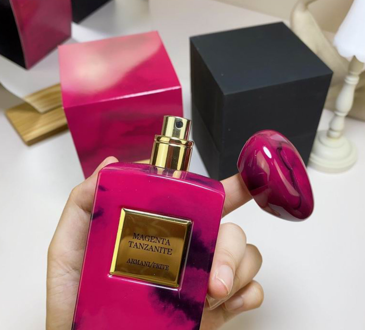 Armani / PRIVÉ MAGENTA TANZANITE Eau de Parfum