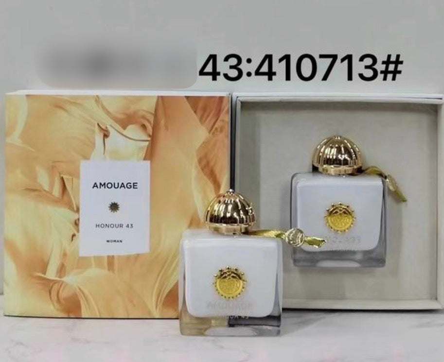 Honour 43 Woman EXTRAIT