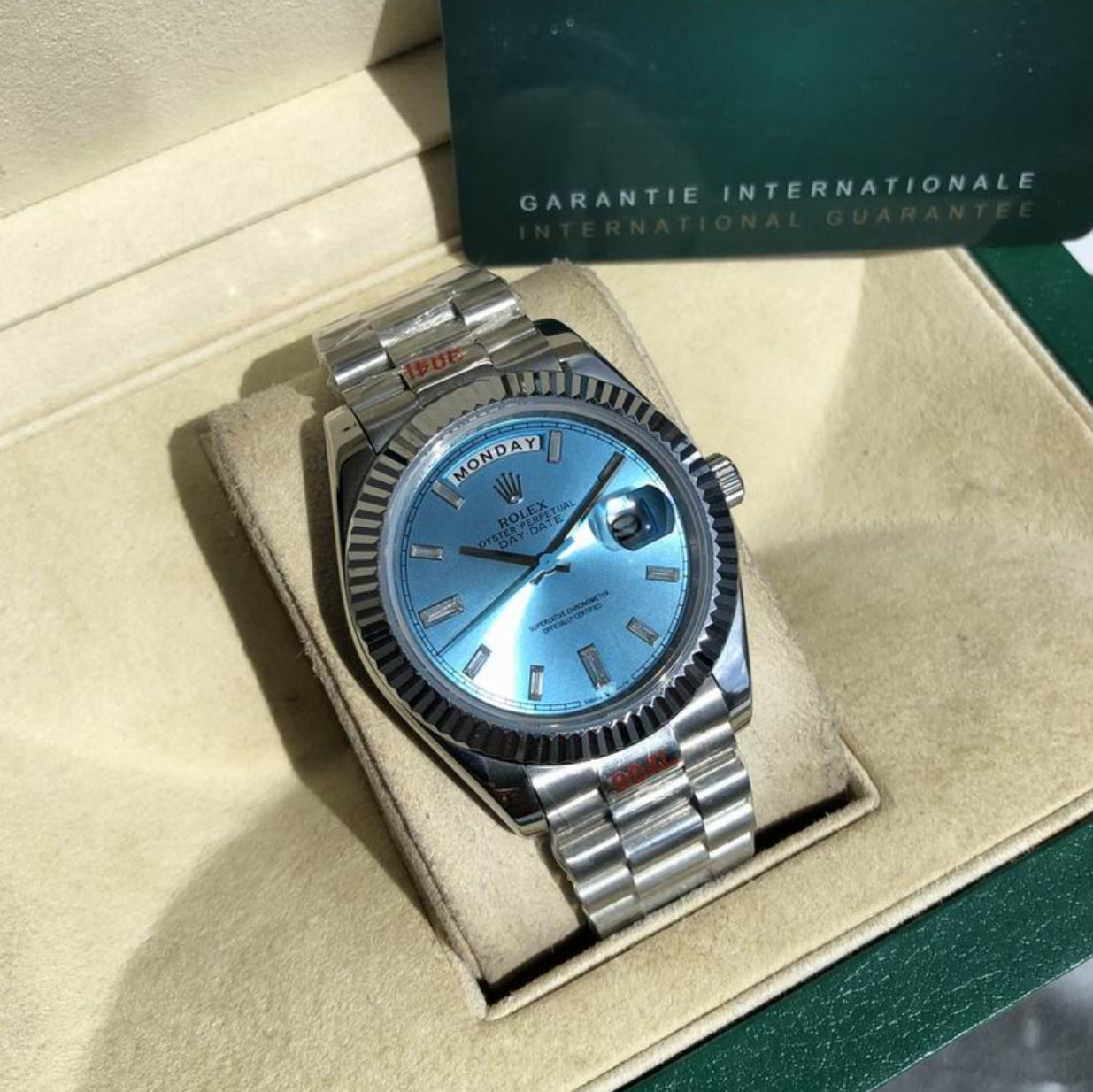 Authentic Rolex Oyster Perpetual Day-DATE