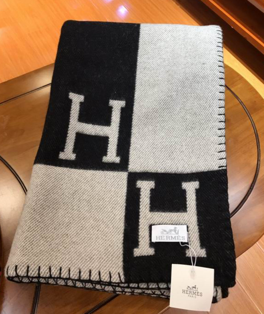 Authentic Hermès Avalon throw blanket