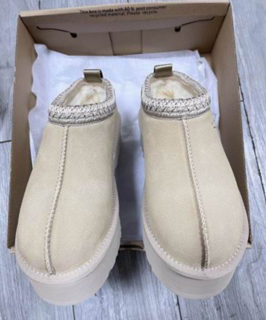 Authentic UGG Women's Tazz II