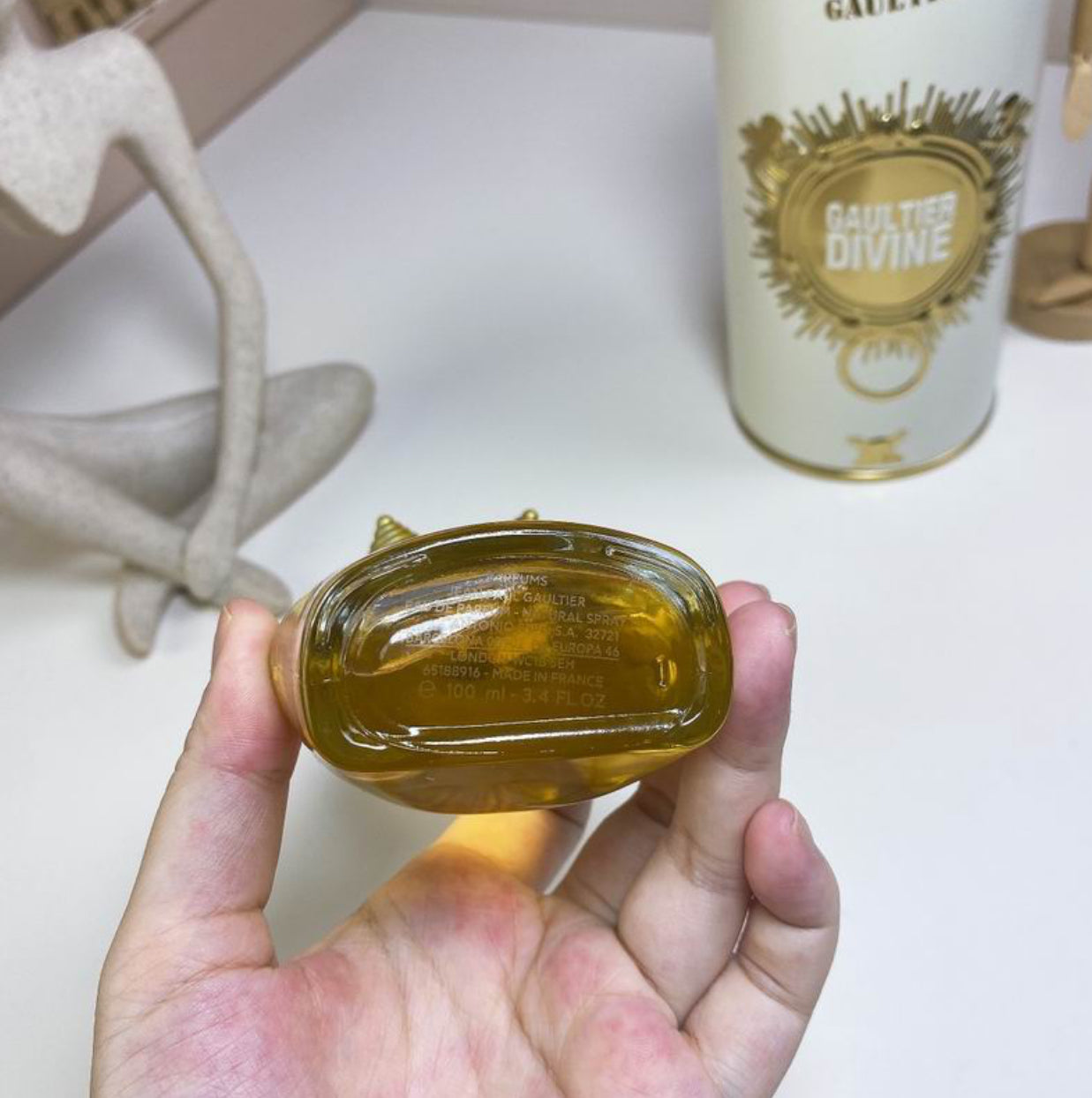 Authentic Jean Paul Gaultier: DIVINE EAU DE PARFUM