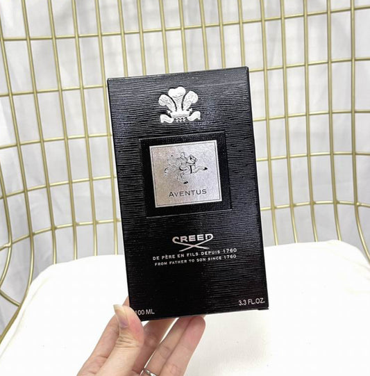 Authentic CREED Aventus