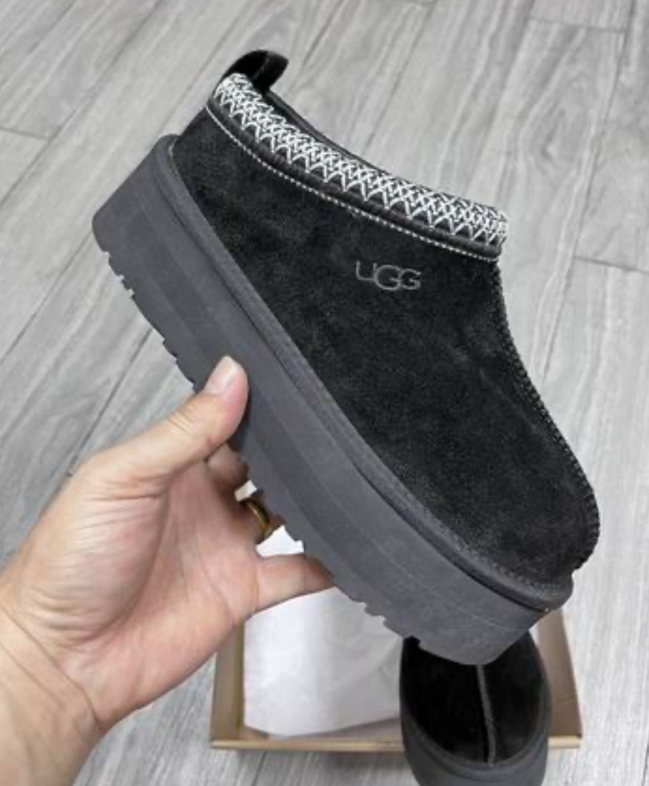 Authentic UGG Women's Tazz II