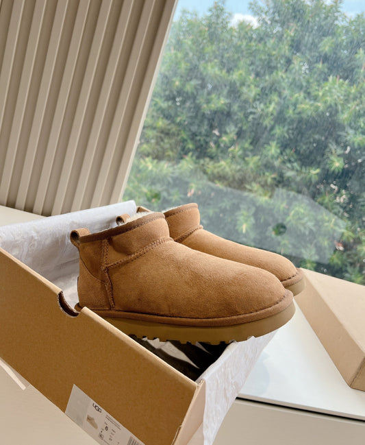 Authentic UGG Women's Classic Ultra Mini