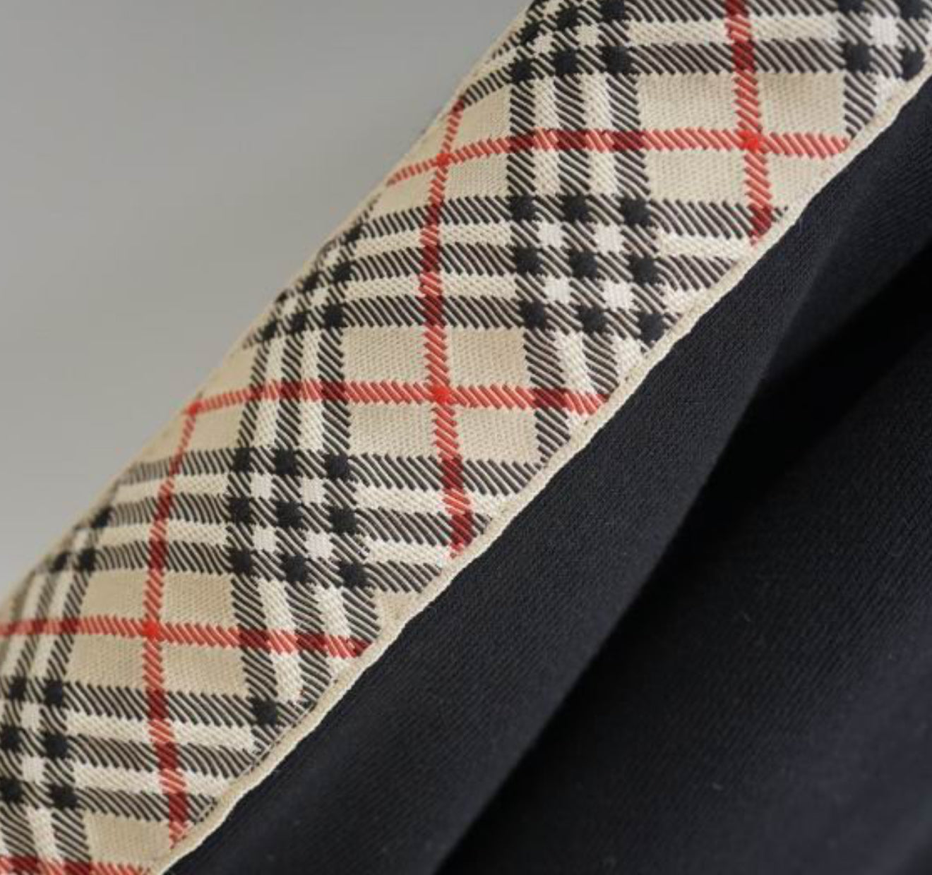 Authentic BURBERRY – Check Trim Cotton Hoodie