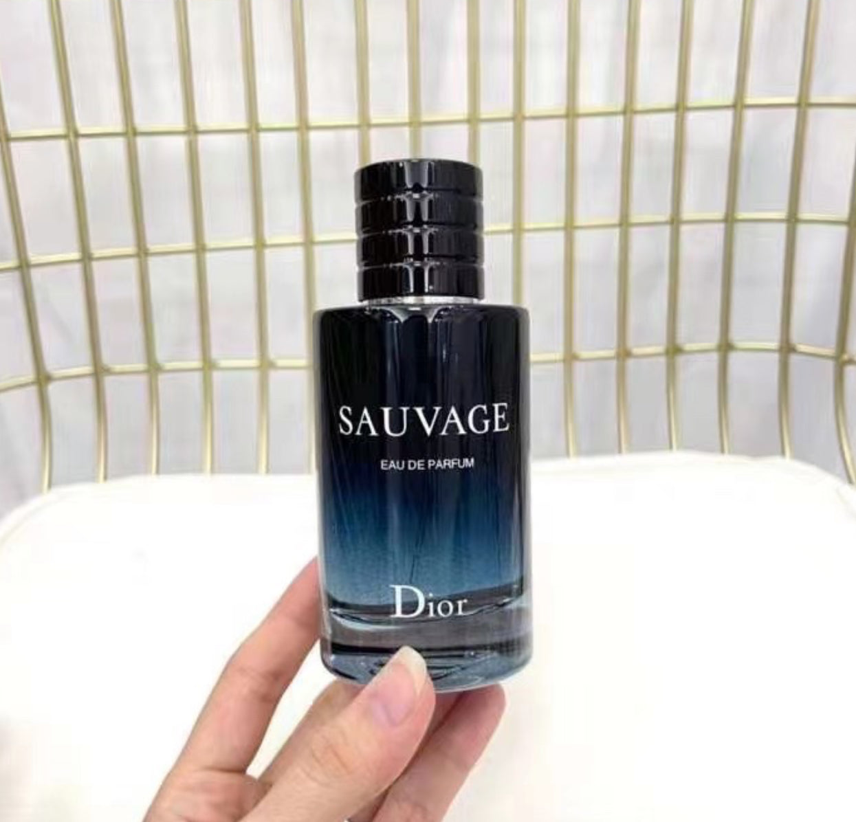 Sauvage EAU DE PARFUM