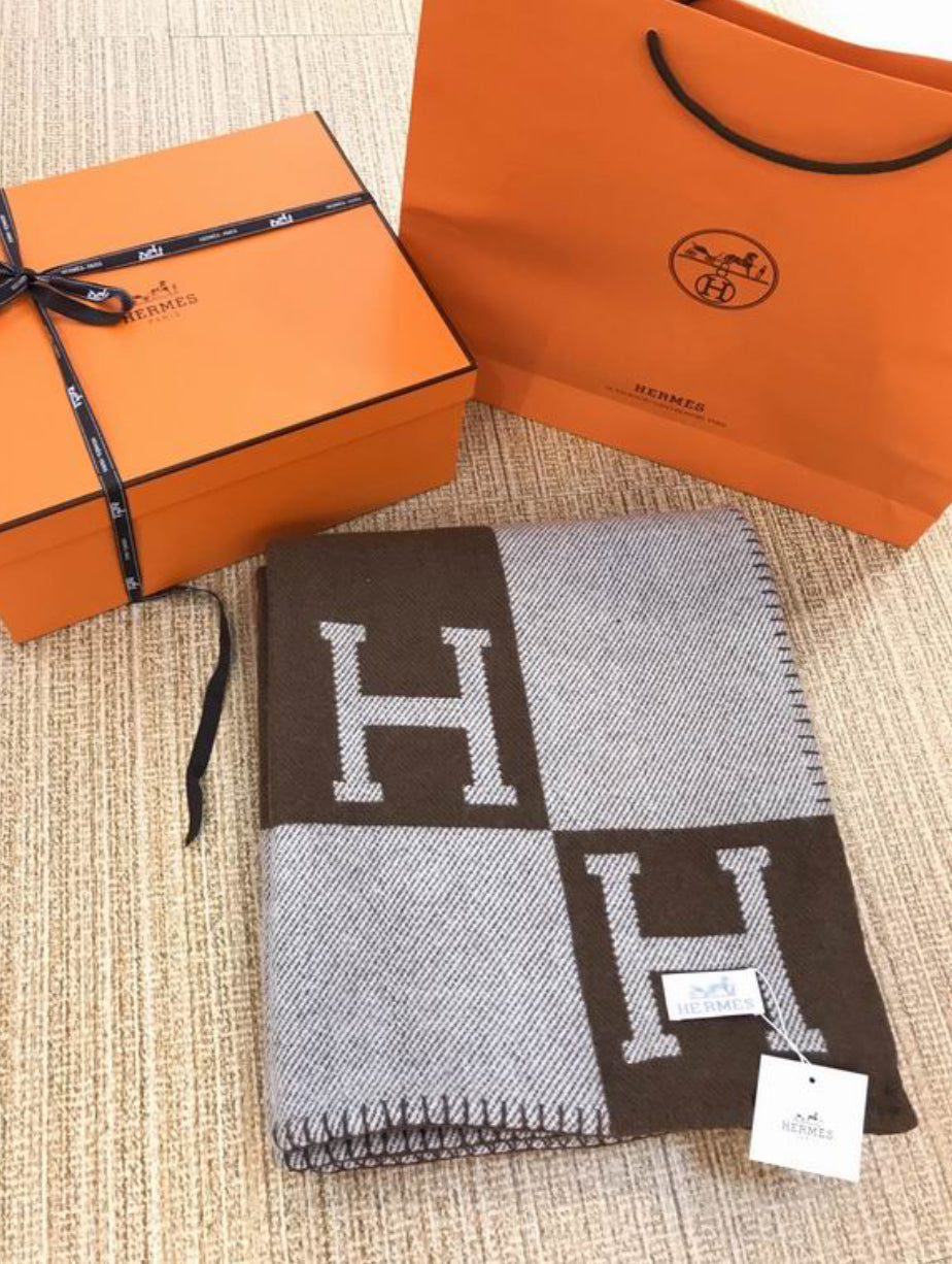 Authentic Hermès Avalon throw blanket