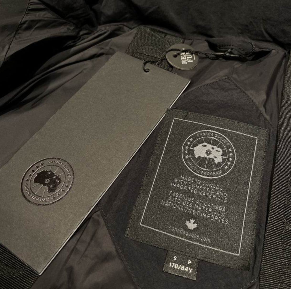 Authentic Canada Goose: Crofton Puffer EnduraLuxe Black Label