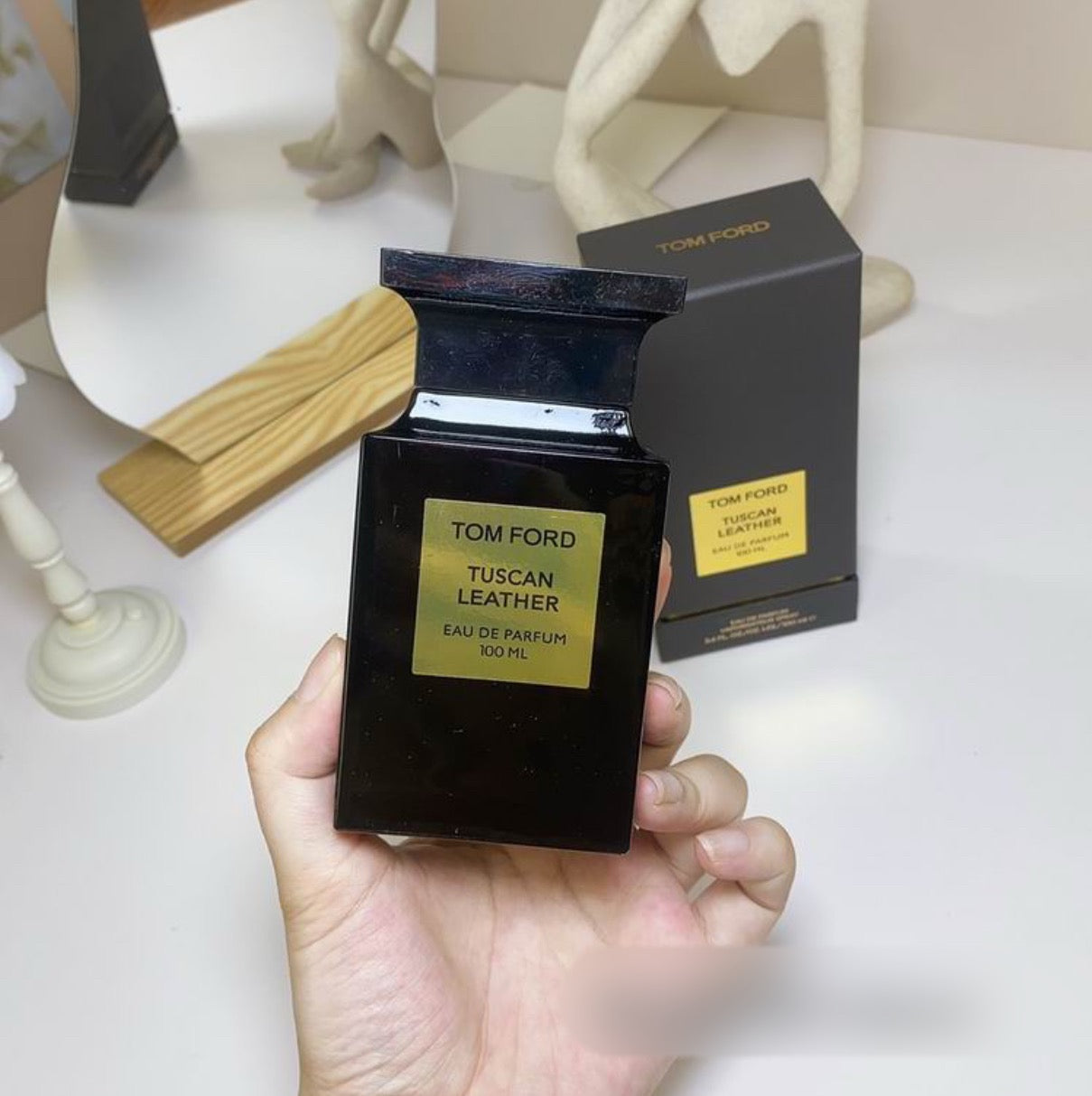 Authentic Tom Ford - Tuscan Leather Eau de Parfum