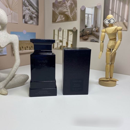 Authentic Tom Ford: Black Lacquer eau de parfum