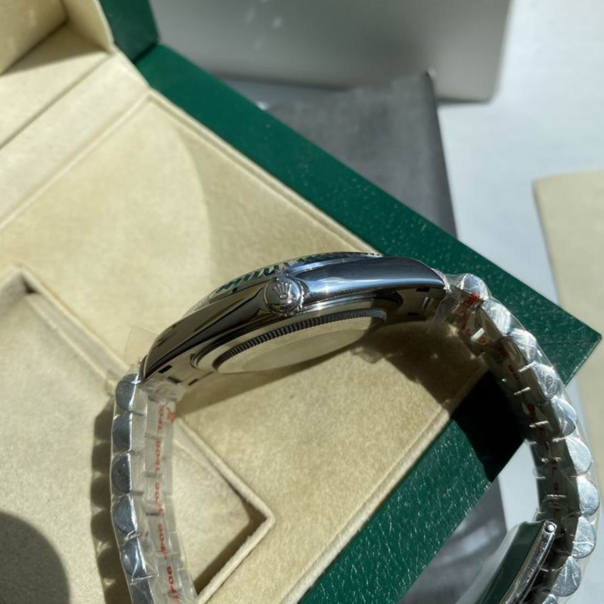 Authentic Rolex Oyster Perpetual Day-DATE