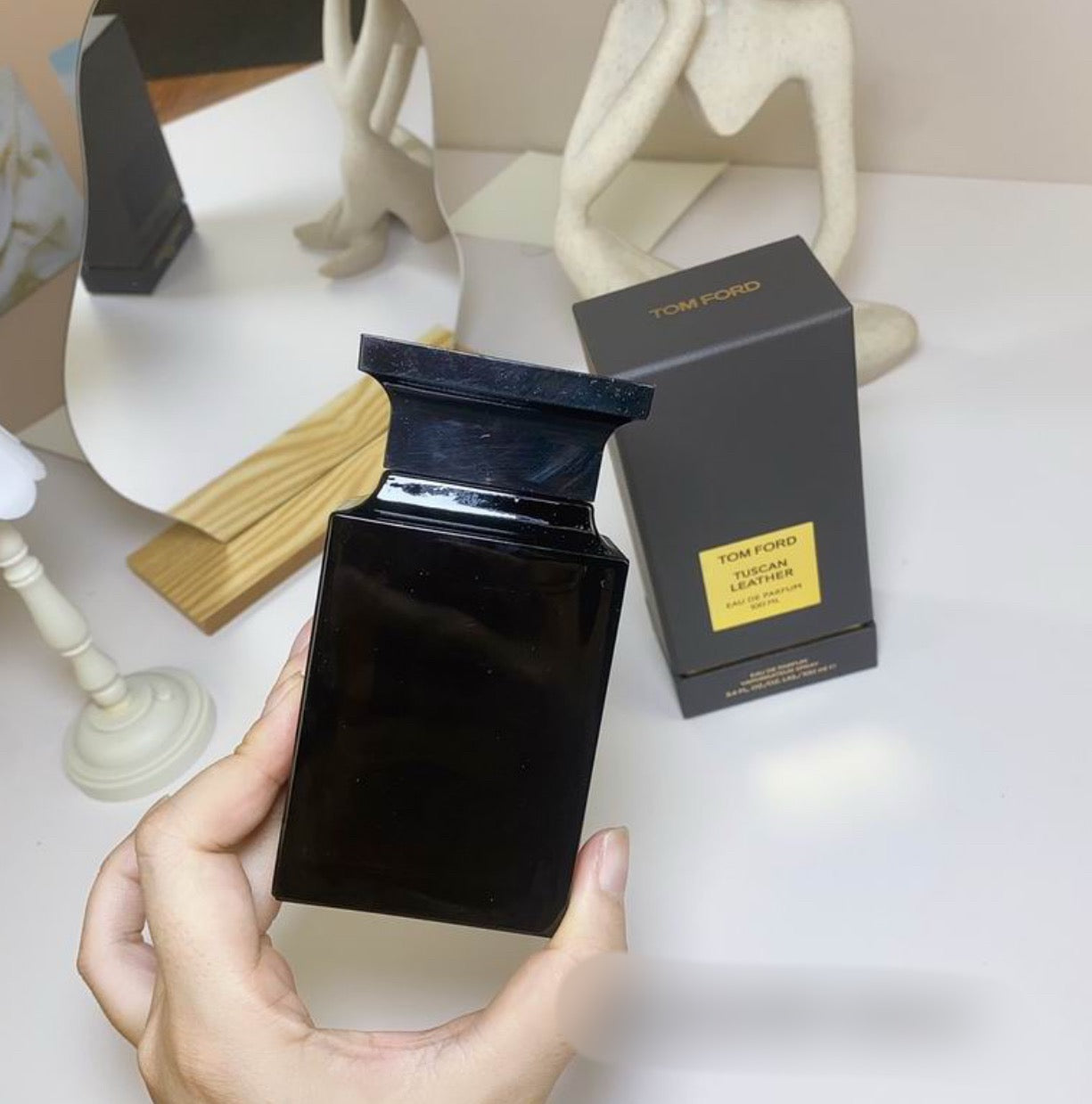 Authentic Tom Ford - Tuscan Leather Eau de Parfum