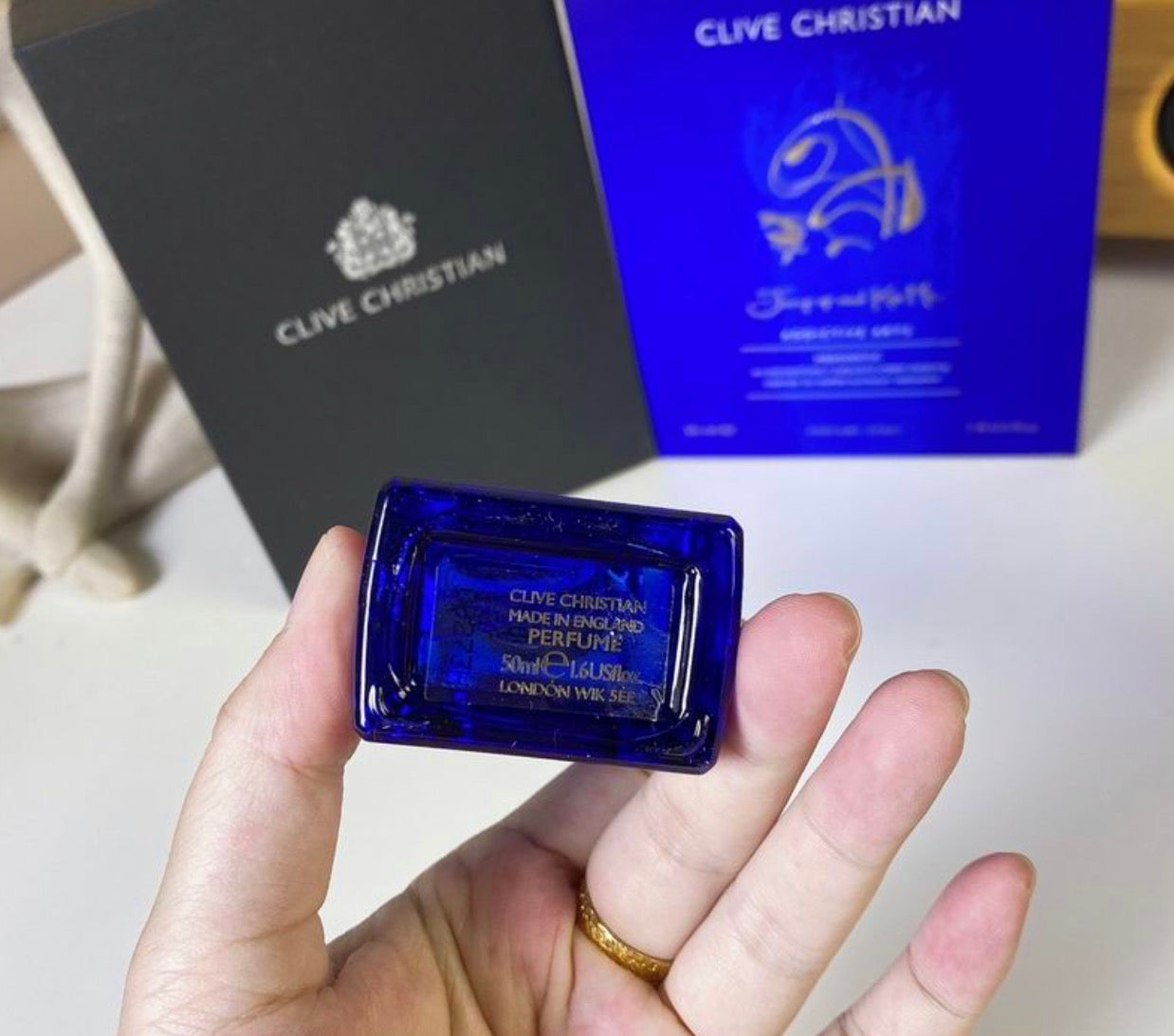 Jump up and Kiss Me Hedonistic ADDICTIVE ARTS