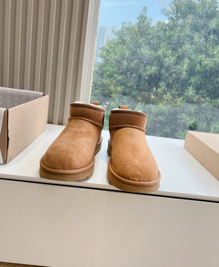 Authentic UGG Women's Classic Ultra Mini