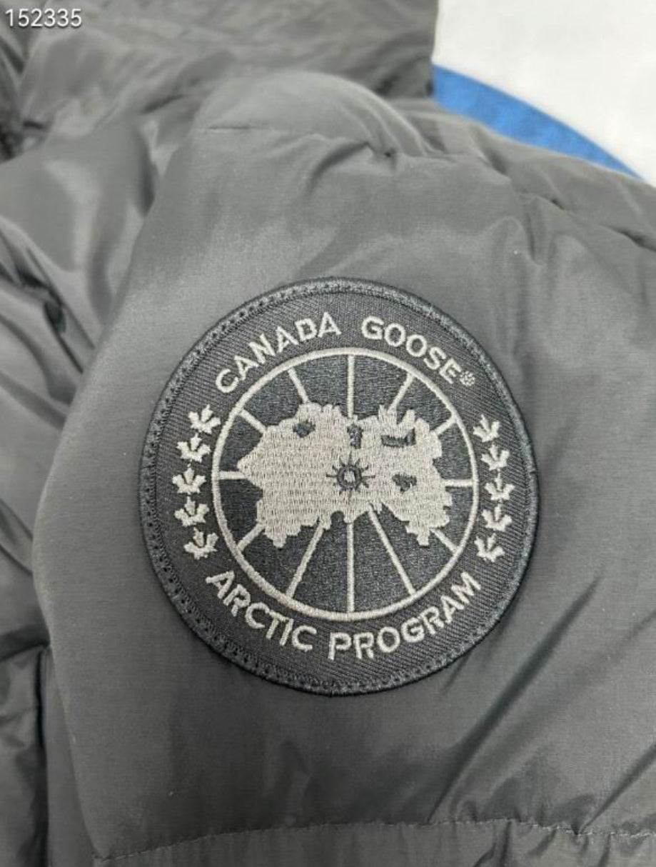 Authentic Canada Goose: Crofton Puffer EnduraLuxe Black Label
