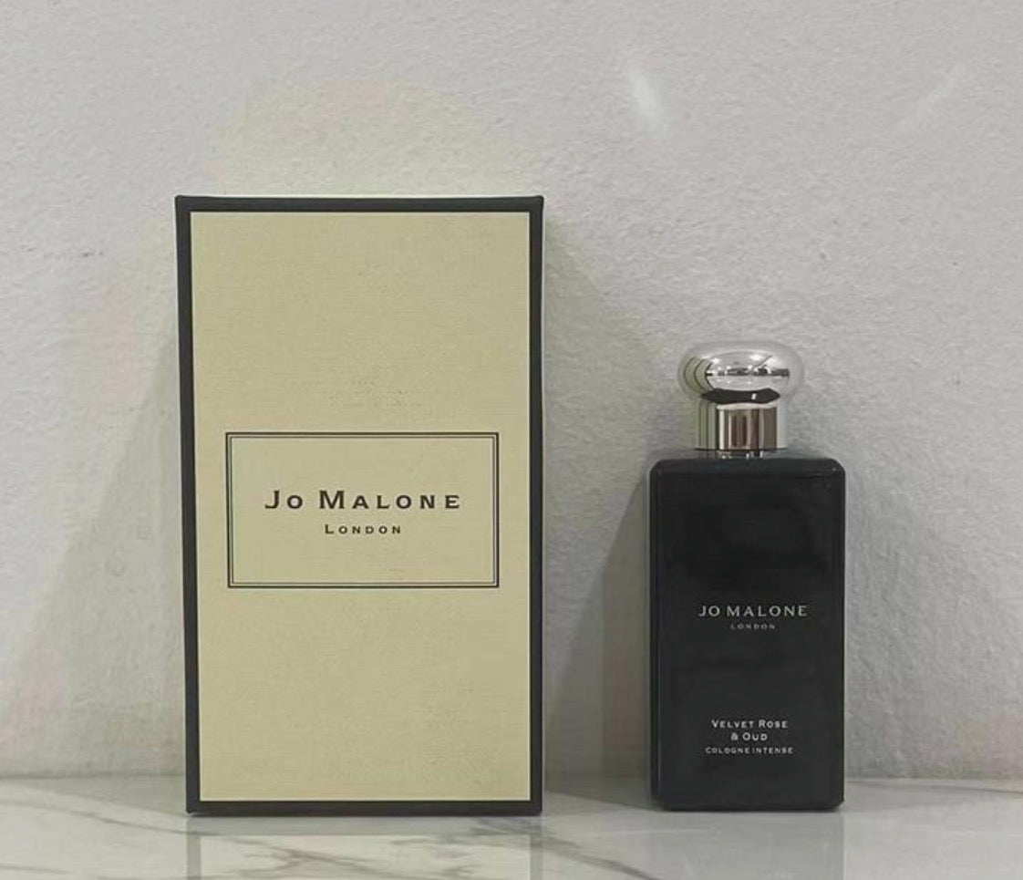 Velvet Rose & Oud Cologne Intense