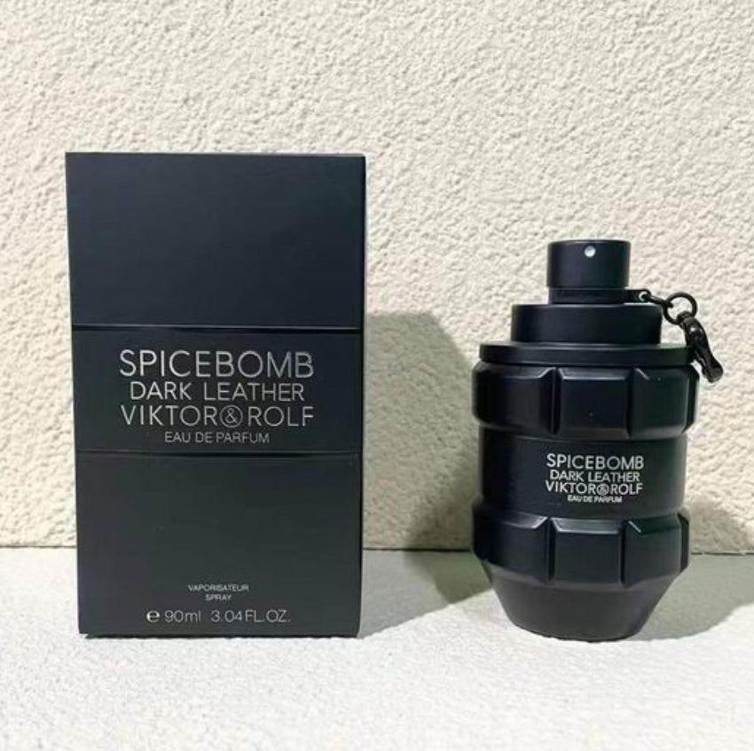 Authentic Viktor & Rolf: Spicebomb DARK LEATHER Eau De Parfum
