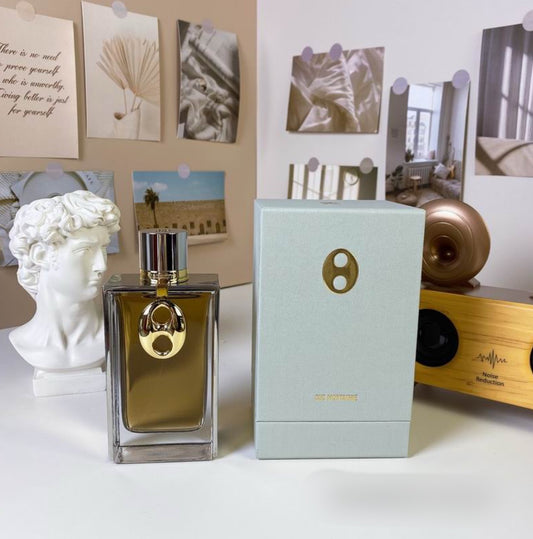 Authentic Paco Rabanne: OUD MONTAIGNE Eau de Parfum